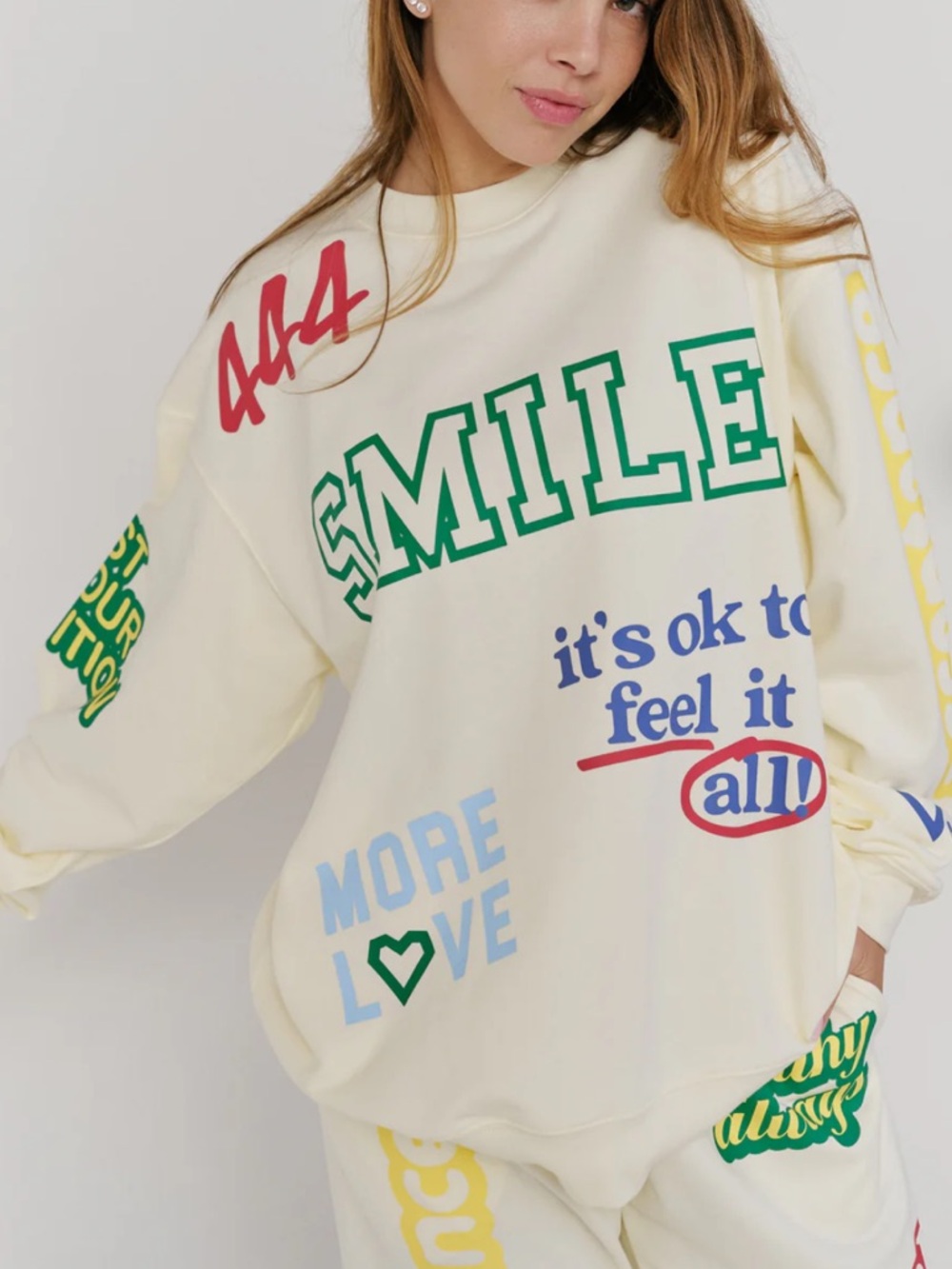 Cream Graphic 'SMILE' Crewneck Sweatshirt